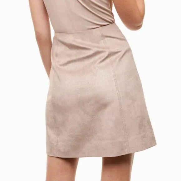 Aritzia Babaton Hopper Tan Beige Faux Suede Mini Skirt - Picture 2 of 5